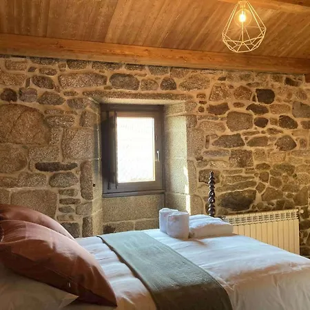 Hétvégi ház O Lar Mazaricos