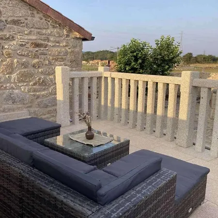 O Lar בית כפרי *